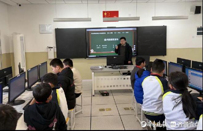 AI出题、批作业！小信DeepSeek“入职”青岛西海岸新区(图3)