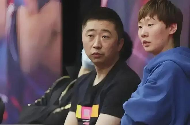 王曼昱训练照曝光！两位老搭档陪伴备战大满贯赛球迷期盼主管教练到位(图3)