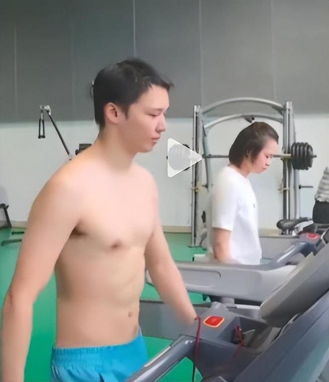 全红婵恢复体能训练身材圆润实力不如以前还有一个更坏的消息(图7)