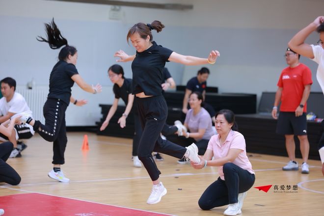 点燃科学体育教学之光：一场为爱奔赴的“充电”之旅(图3)