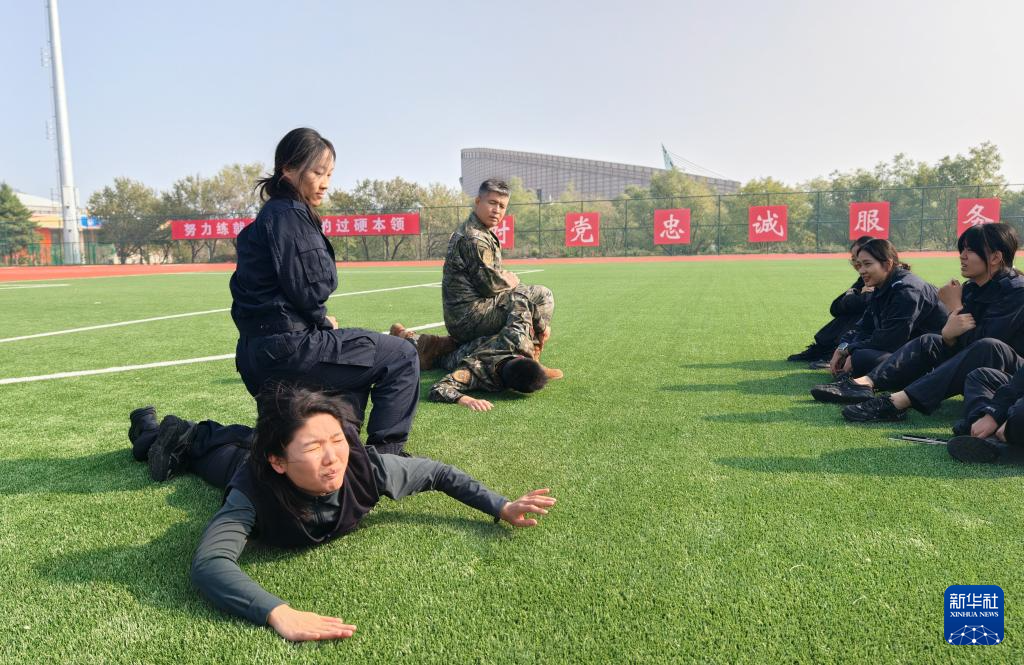 北京刑警侦查尖兵训练营：铿锵玫瑰淬火绽放(图4)